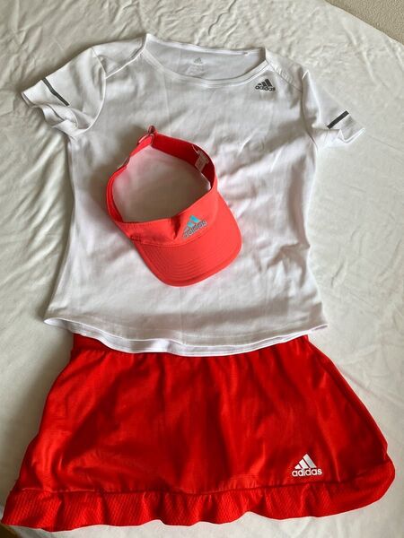 adidas Mサイズ テニスウェア サンバイザー付き 上下セット