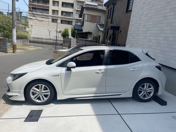 ①カローラスポーツ 純正アルミホイールタイヤセット