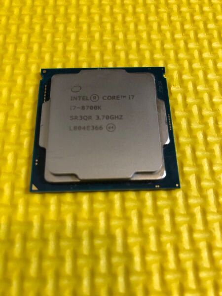 Intel core i7 8700K 動作確認済 LGA1151 CPU