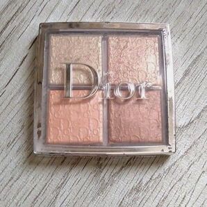 Dior バックステージフェイスグロウパレット 002グリッツ