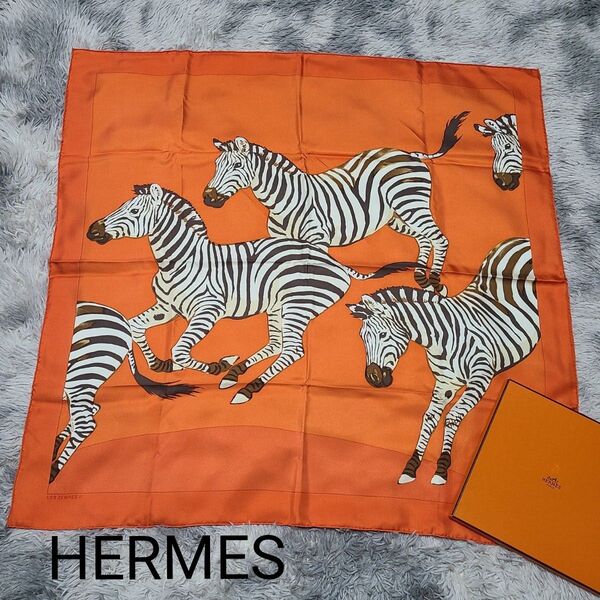 美品 稀少 HERMS カレ 90 Les Zebres ゼブラ 箱 シマウマ エルメス シルク100 スカーフ