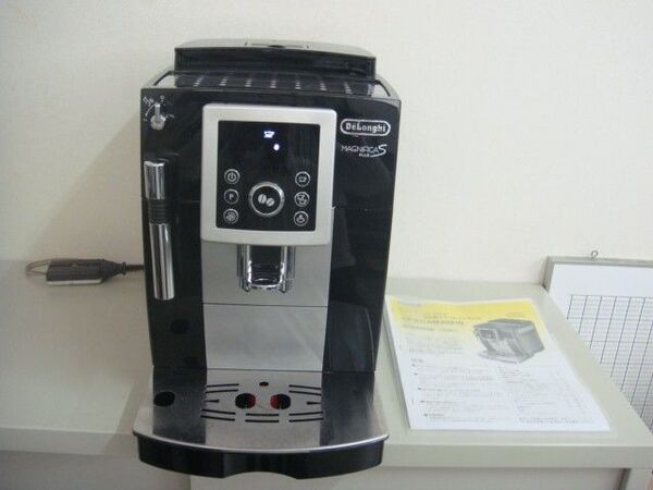 ★動作確認済みECAM23210BデロンギマグニフィカSプラス全自動エスプレッソマシン