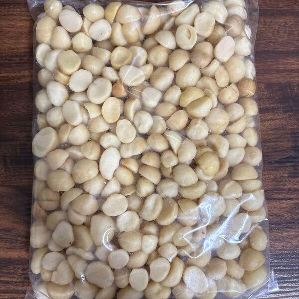 27 マカデミアナッツ 500g