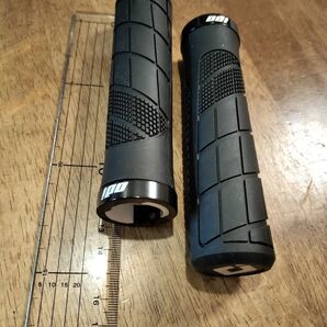 自転車グリップ 工具付き