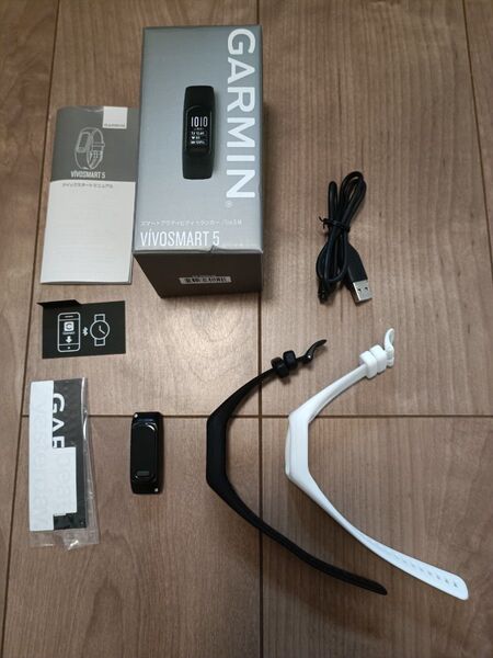 GARMIN vivosmart5 スマートアクティビティトラッカー ブラック