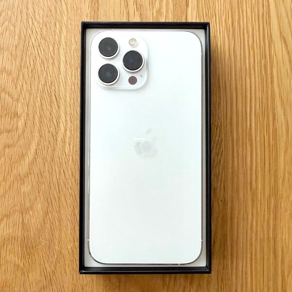iPhone 13 Pro Max 512GB シルバー