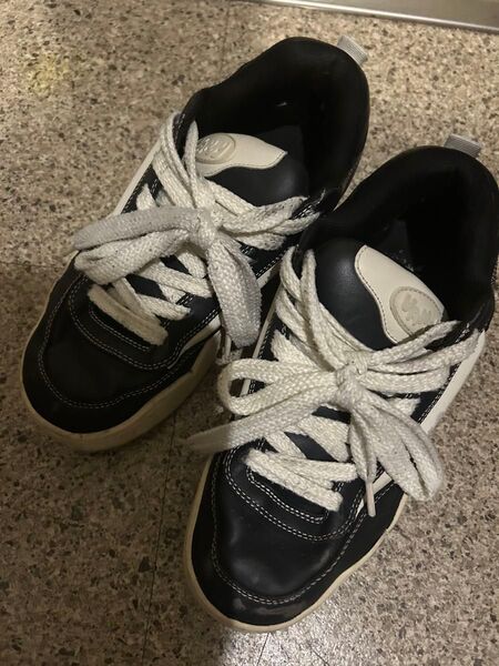 Vandy スニーカー killwinner ocai