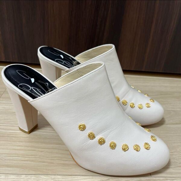美品!a Pair 「アペア」天然皮革 日本製 ミュールパンプス23.5cm
