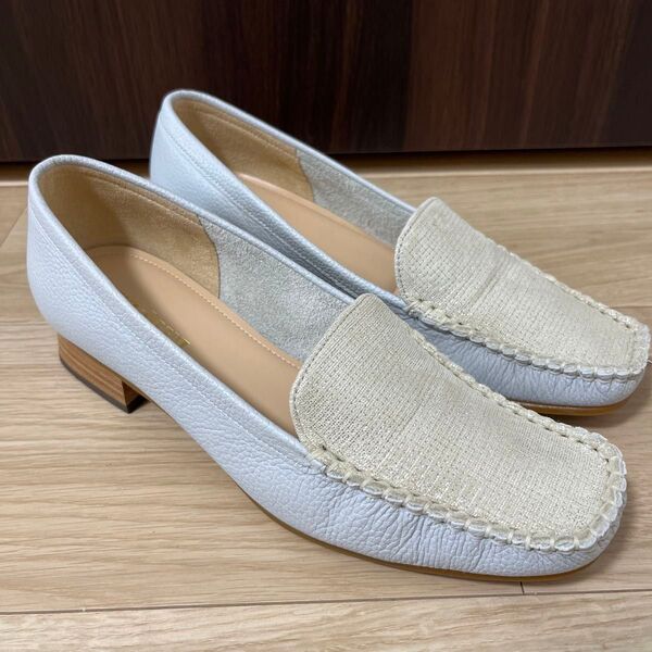 美品BARCLAYプレーンスタイル ソフト モカシン ローファー 22.5cm