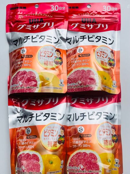 UHAグミサプリ マルチビタミン 30日分×4袋
