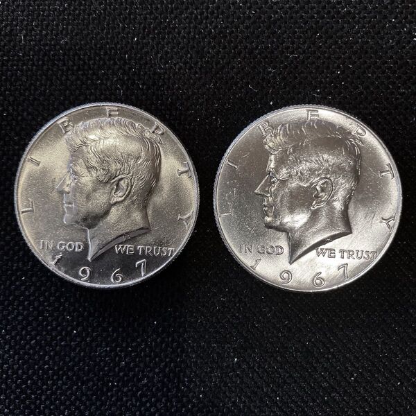 【特美】 アメリカ 1967年ケネディ ハーフダラー銀貨 2枚セット〈本物〉