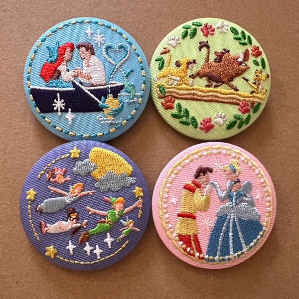 ディズニー 磁石 缶バッチ ライオンキング アリエル ピーターパン シンデレラ アラジン ディズニー刺繍缶バッジ 刺繍缶バッジ