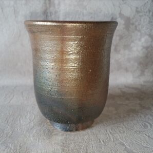 金色に輝く 湯呑み