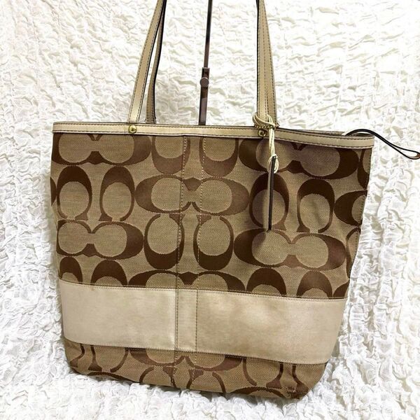 COACH コーチ トートバッグ シグネチャー 大容量