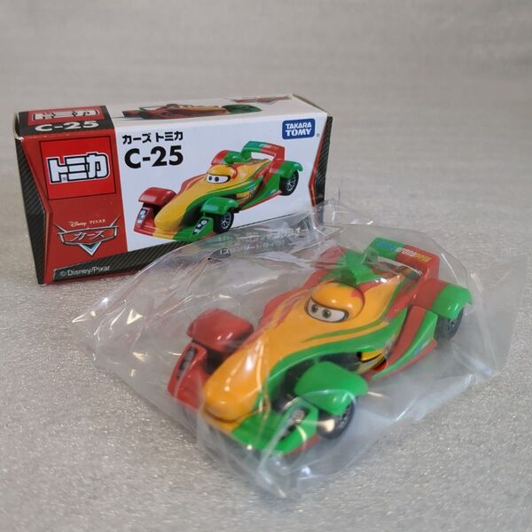 新品未使用品 カーズ トミカ リップ クラッチゴンスキー スタンダードタイプ 箱付