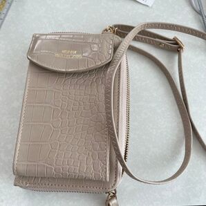 Heureux Tous Les Jours ショルダーバッグ スマホショルダー ベージュ