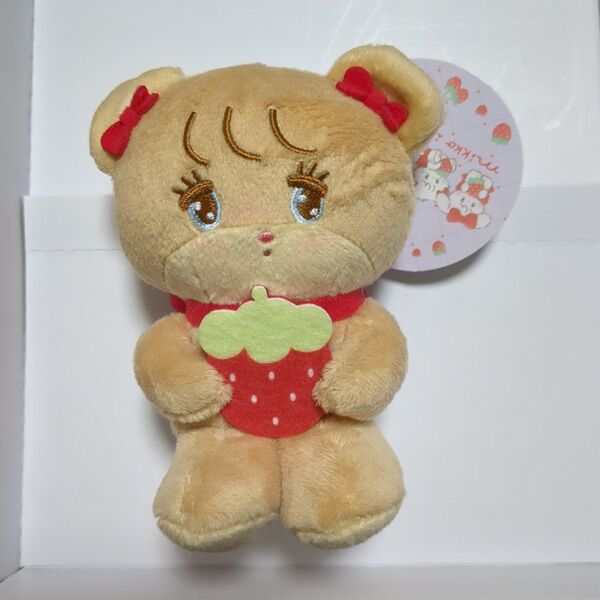 mikko いちごマスコットぬいぐるみ ラテ