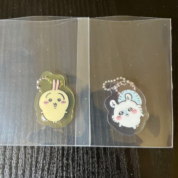 ちいかわアクリルキーホルダー うさぎ、モモンガ 2個セット