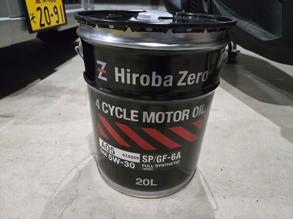 【新品未使用品】クルマ用エンジンオイル 20L 化学合成油【全合成油】 5W-30