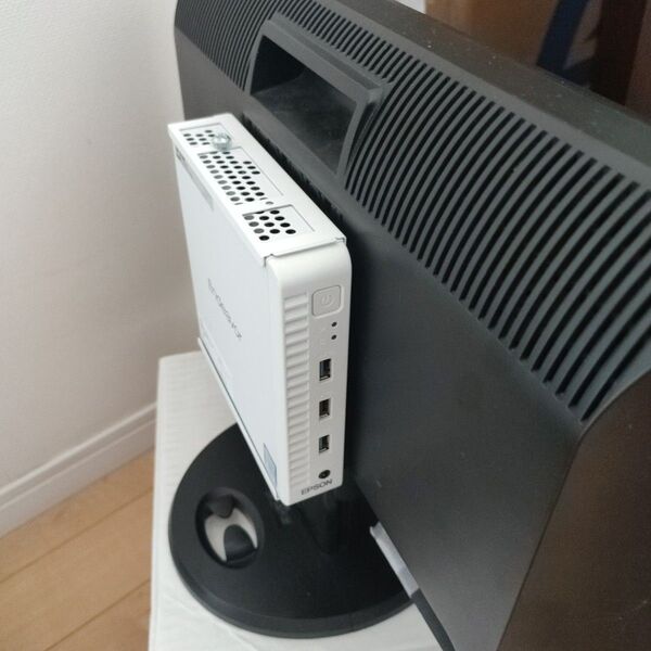 EPSON ST40E i3 Win11Pro VESAマウント付