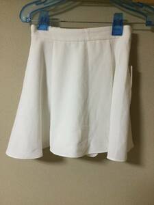 C7609*CECIL MCBEE*M size * white mini height culotte * polyester 100% waist rear rubber 