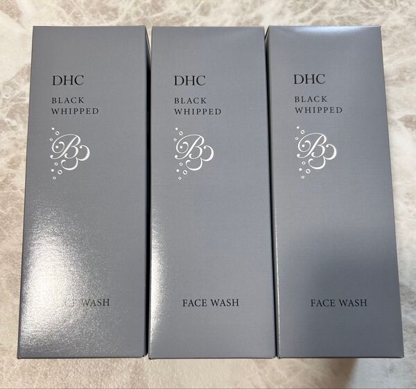 DHCブラックホイップウォッシュ<炭酸洗顔料>