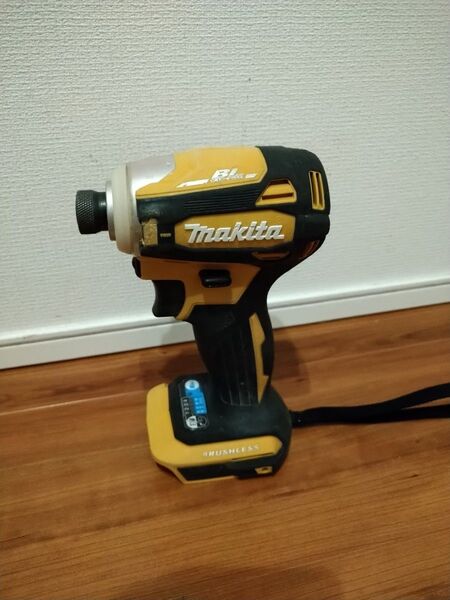 makita マキタ 18V インパクトドライバー TD172D