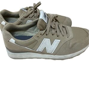 New Balance 996 スニーカー ベージュ レディース