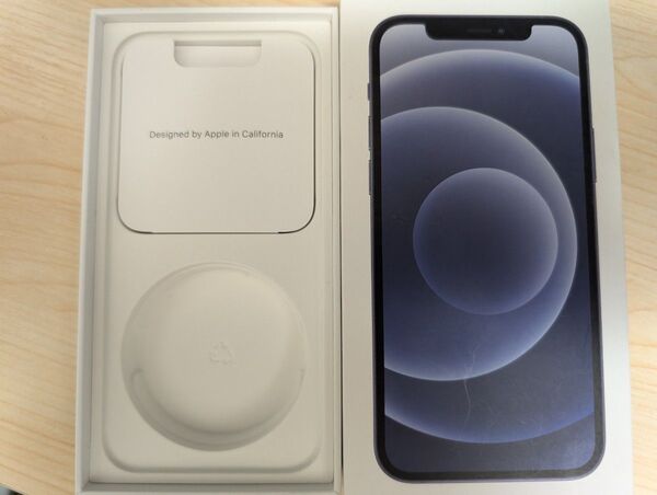 Apple iPhone 12 64GB ホワイト SIMフリー YM