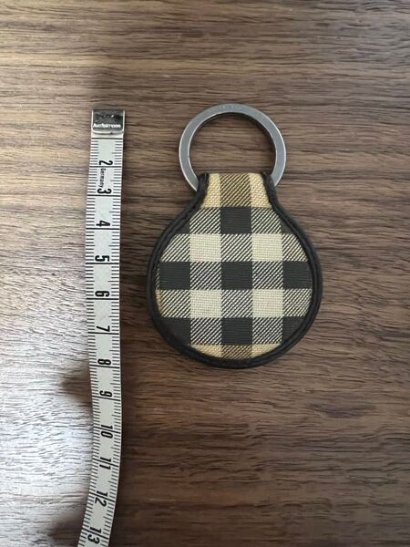 【未使用美品】BURBERRY ノバチェックキーホルダーMADE IN ITALY