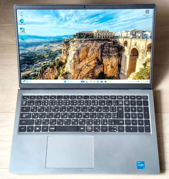 Dell Inspiron 15 3520/Core i3-1215U/メモリ 16GB/SSD 512GB/office2021