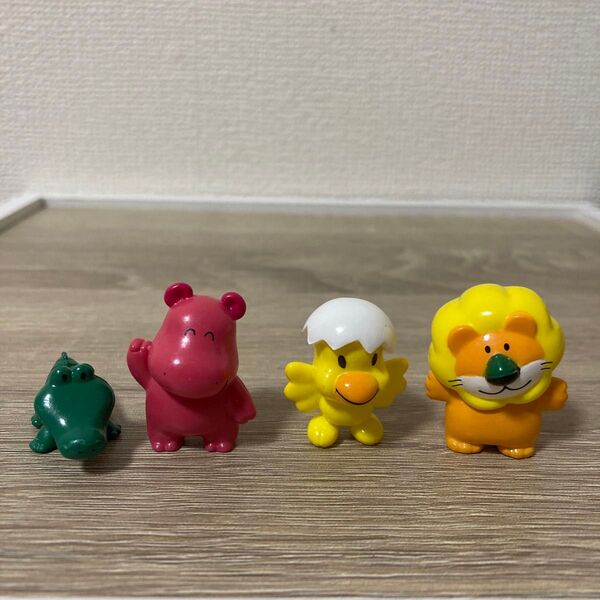 たべっ子どうぶつ バスボール フィギュア ライオン ひよこ カバ ワニ