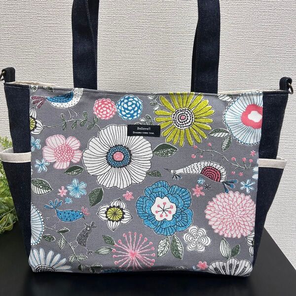 A4●デニム●北欧柄●サイドポケット●ハンドメイド●トートバッグ