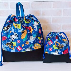 トミカ★はたらく車★お着替え入れ&コップ入れ★