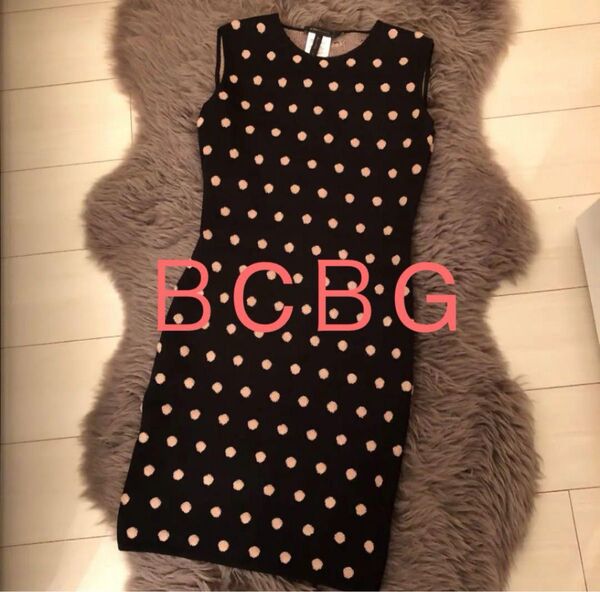 BCBGMAXAZRIA ワンピース★ドット柄★水玉★サイズXS★ブラック★ピンク★ドレス★レア品★ストレッチ★黒 ニット S