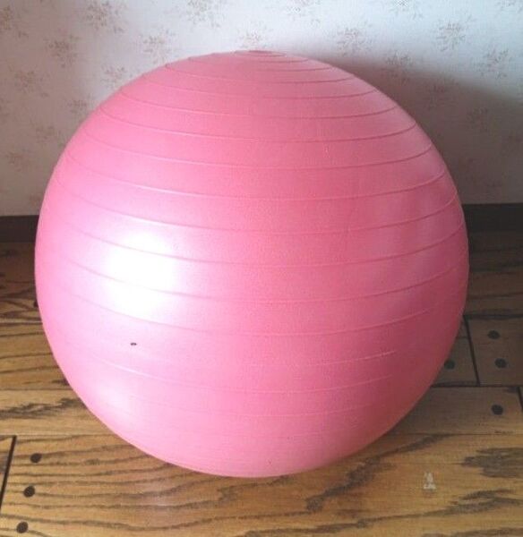 ☆ バランスボール エクササイズボール ヨガボール ピンク 付属品あり☆