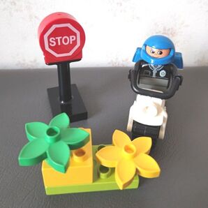 ☆レゴデュプロブロック STOP標識 警察官 バイク 花 パーツセット売り☆