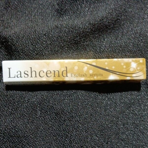 LashcendEyeLasheserumラッシェンドまつ毛美容液3ml箱に傷み有り価格変更。再出品承ります
