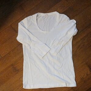 ユニクロ 7部 Tシャツ