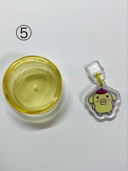 たまごっちユニ tamagotchi uni ダストプラグチャーム プリンなくちぱっち サンリオ