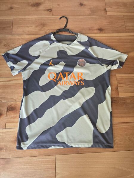 美品パリサンジェルマン 23/24 Dri-FIT アカデミー プロ プレマッチトップ サード(グレー)