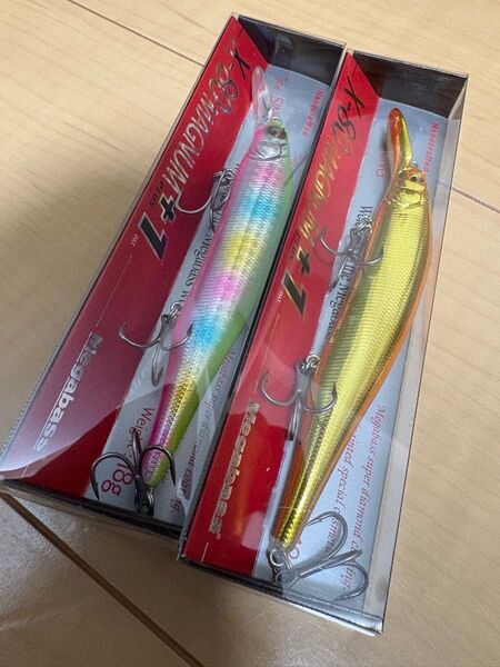 週末限定特価 希少 新品 メガバス オリカラ X-80マグナム+1 ハチマル X-80 2個セット