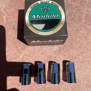 Modulo クロームバルブキャップ 4個セット 未使用