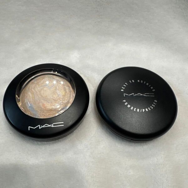 MAC Light Scapadeハイライトパウダー