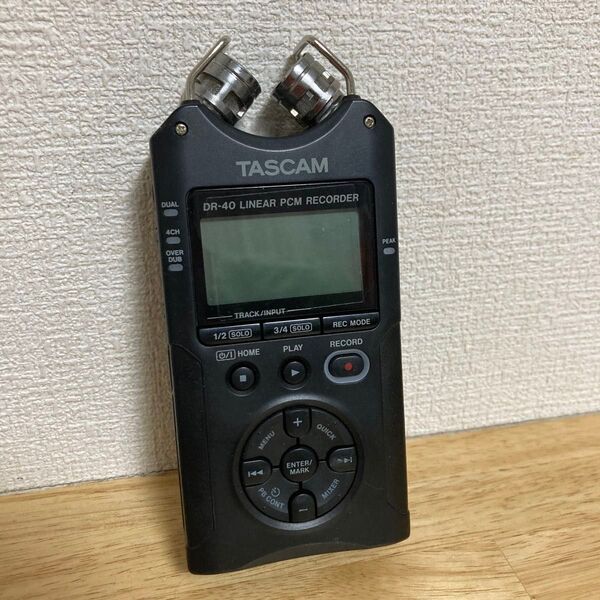 TASCAM DR-40