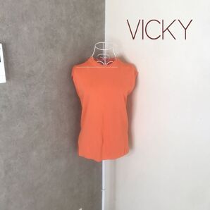 ビッキー 1度着用 カットソー トップス