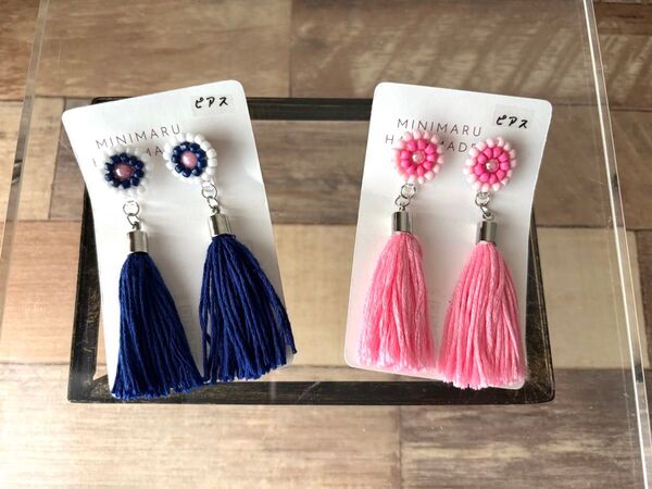 【93】 Pタッセルピアス 2点セット ピンク、ブルー