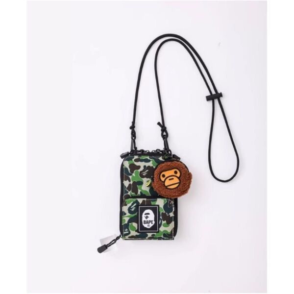 A BATHING APE 雑誌付録 スマホショルダーバッグ グリーン