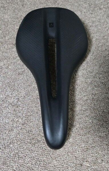 BONTRAGER verseサドル 338g 145mm
