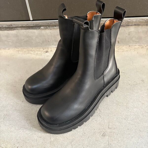 新品 サイドゴアブーツ 黒 韓国 厚底 24.5cm